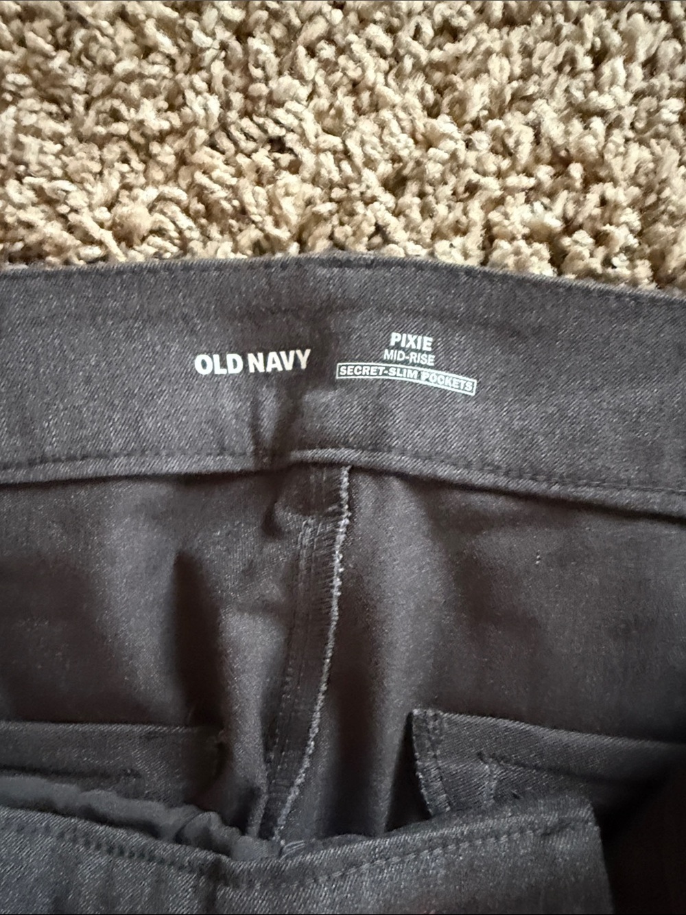 Old Navy Women's Black Tapered Dress Pants - Picture 2 of 4